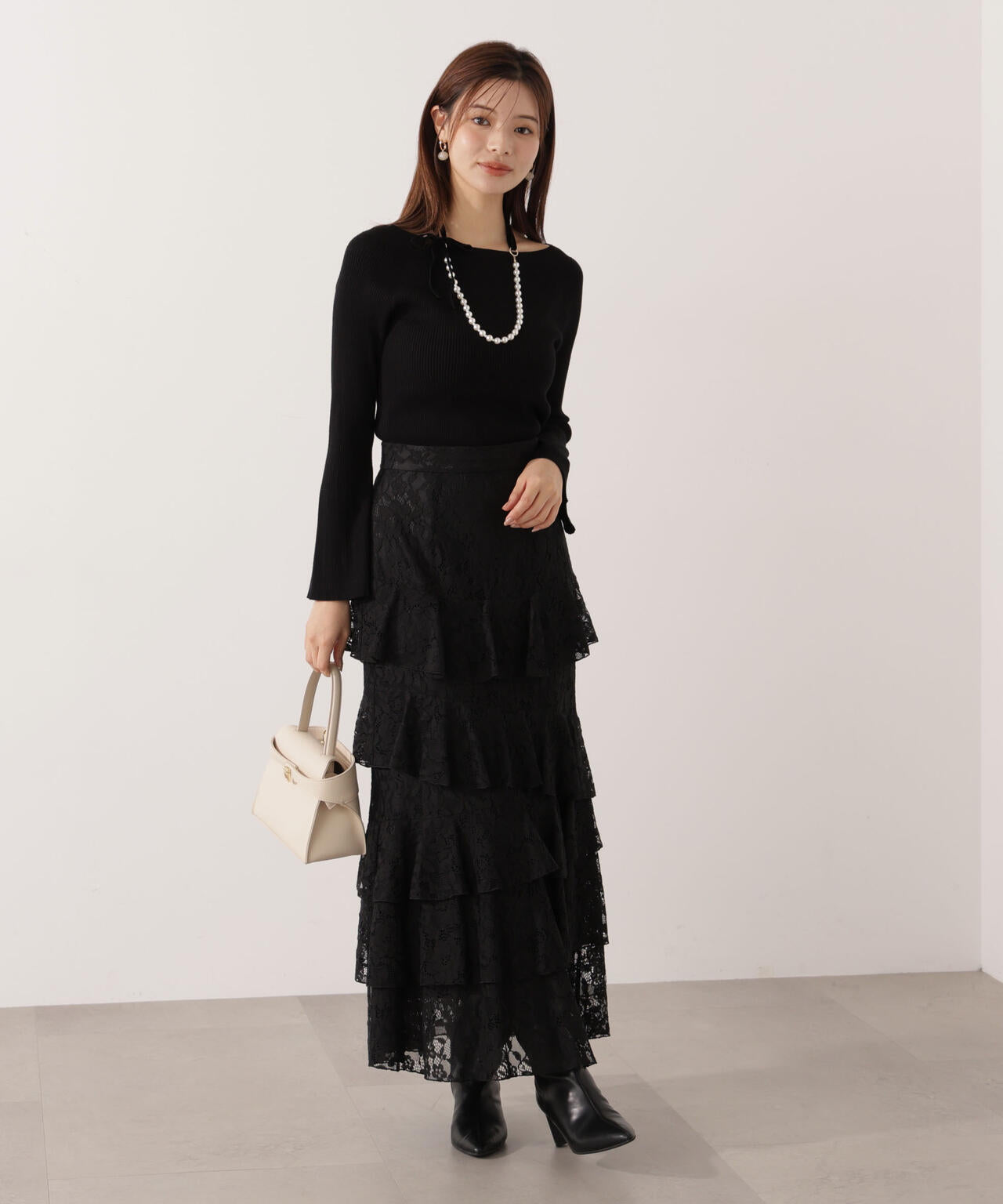 <ウォッシャブル>フレアスリーブオフショルニット