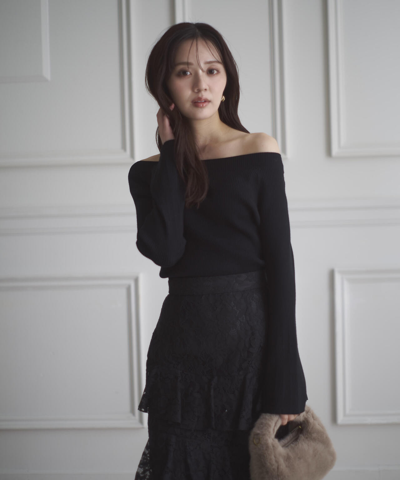 <ウォッシャブル>フレアスリーブオフショルニット