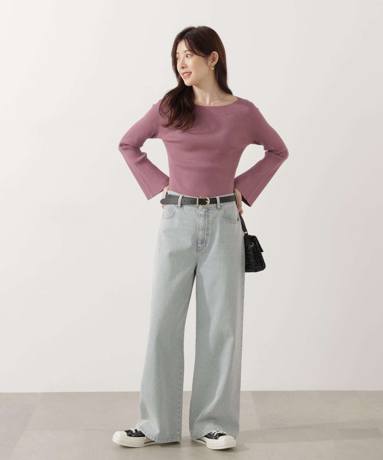 <ウォッシャブル>フレアスリーブオフショルニット