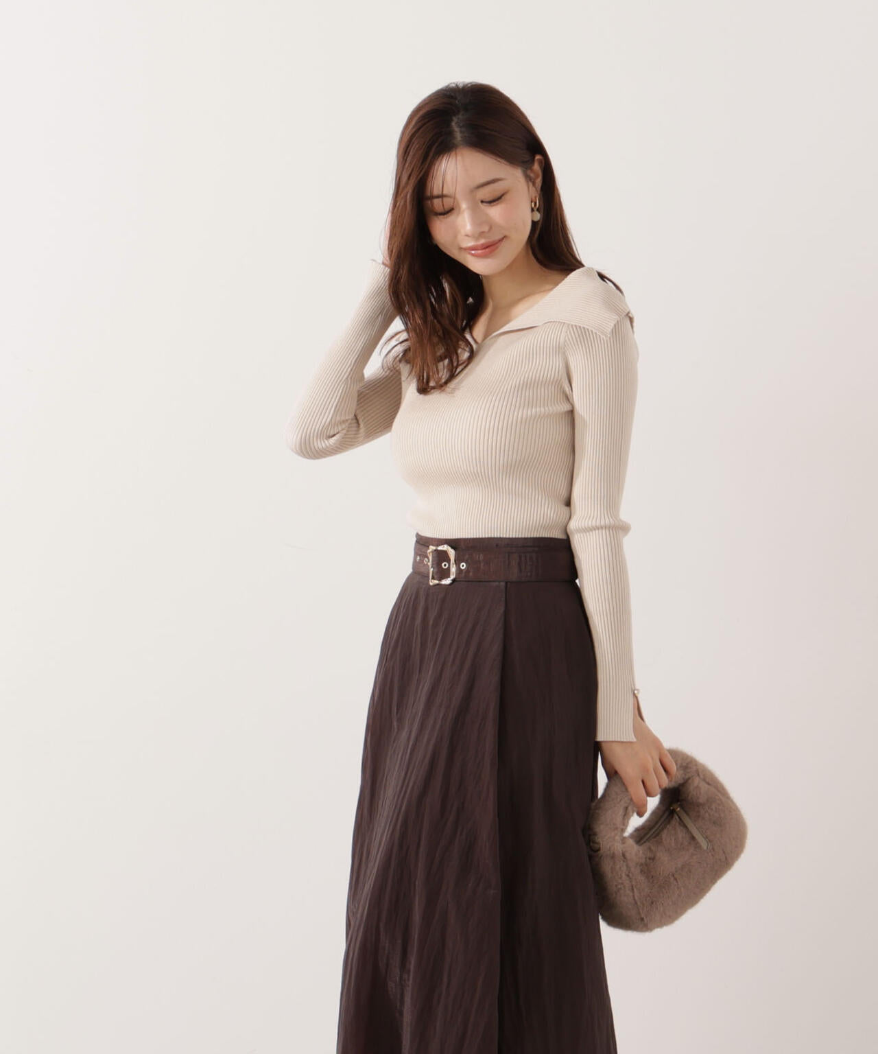 【青島心さん着用】オープンカラーリブニット