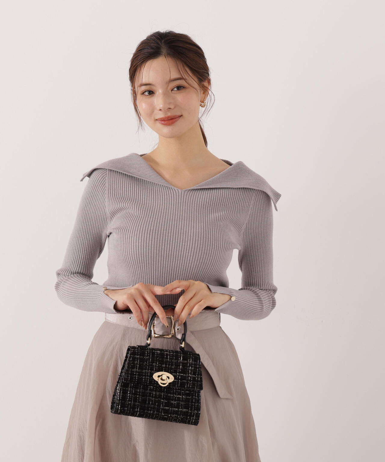 【青島心さん着用】オープンカラーリブニット