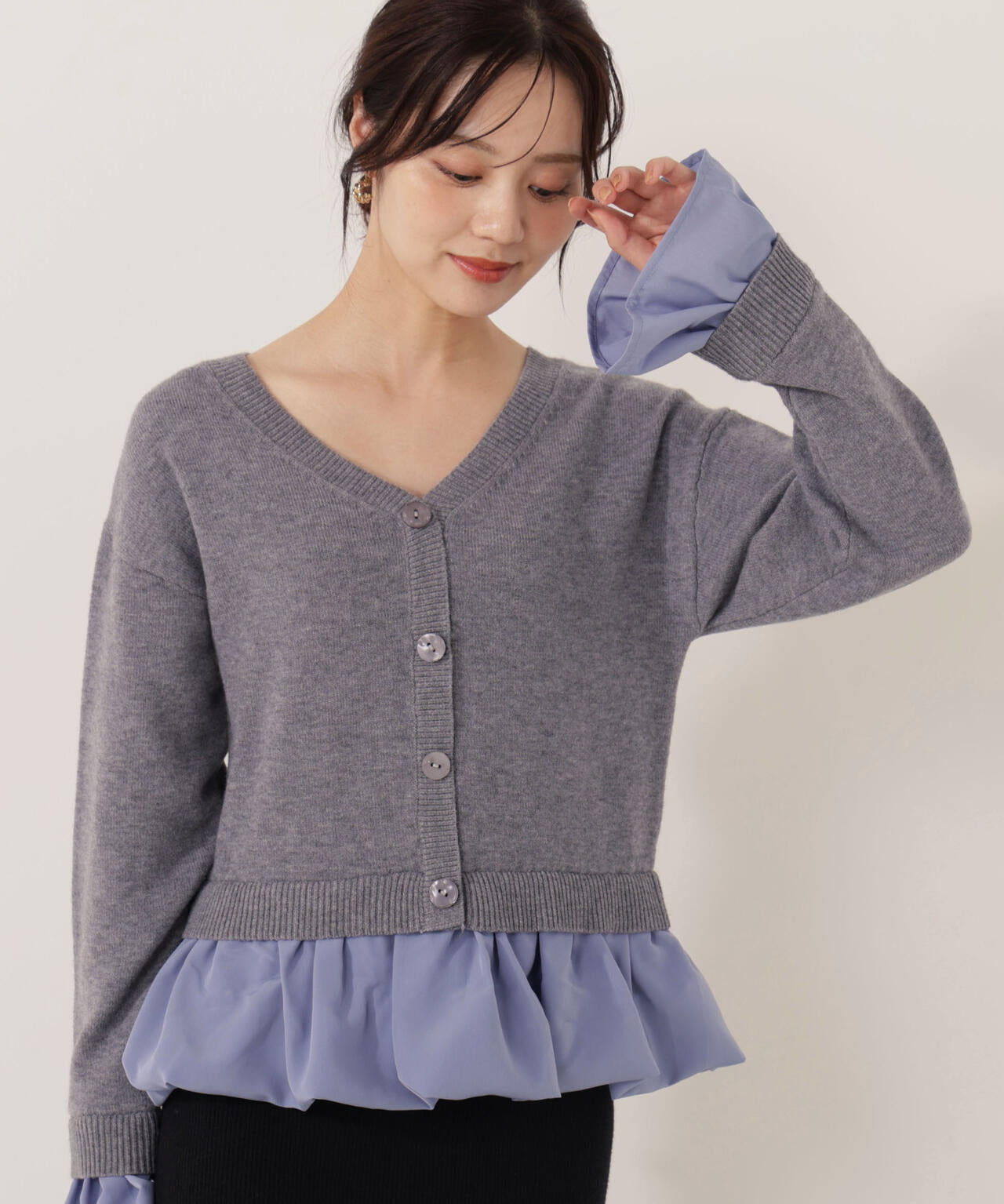 <ウォッシャブル>バルーンペプラムニット