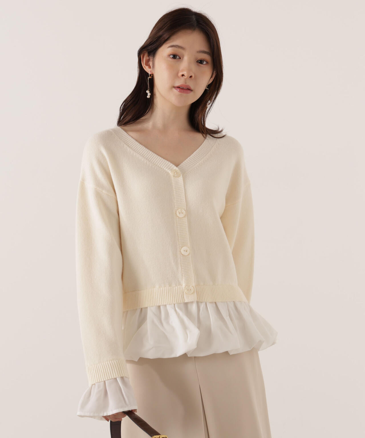 <ウォッシャブル>バルーンペプラムニット