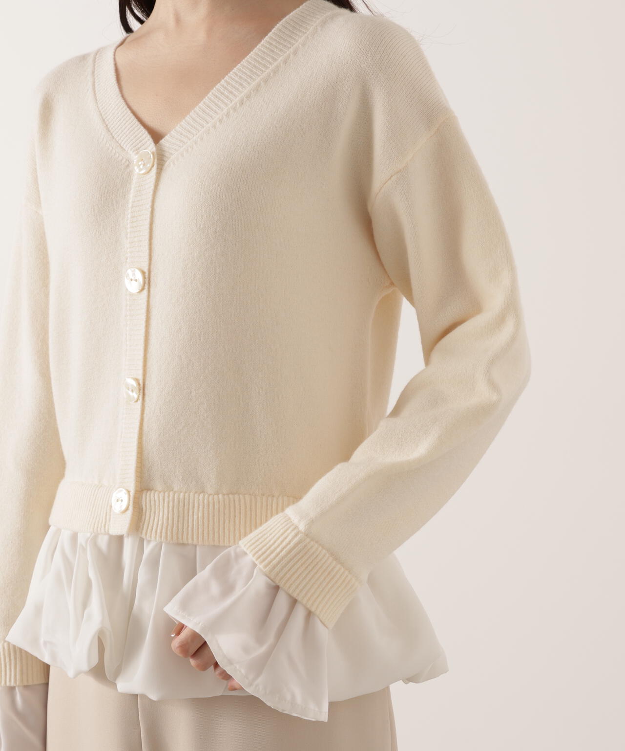 <ウォッシャブル>バルーンペプラムニット