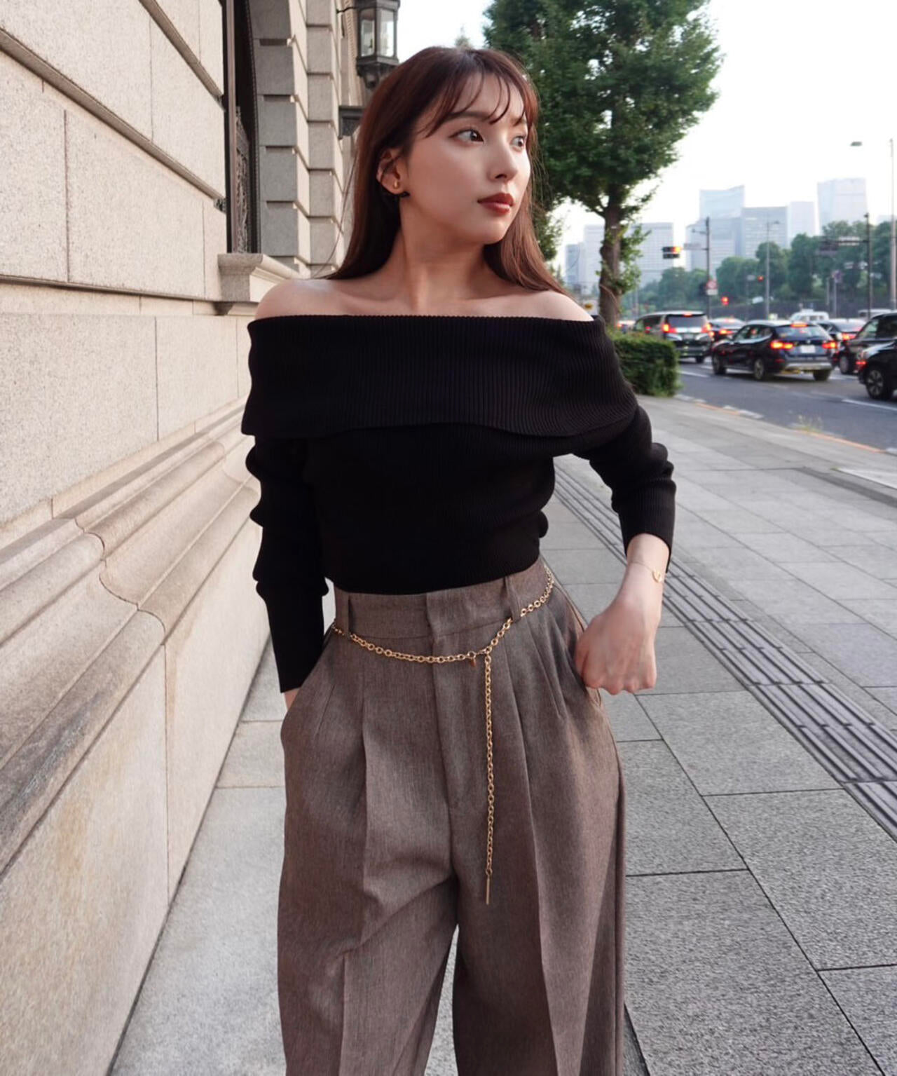 <谷川菜奈さん着用>オフショルリブニット