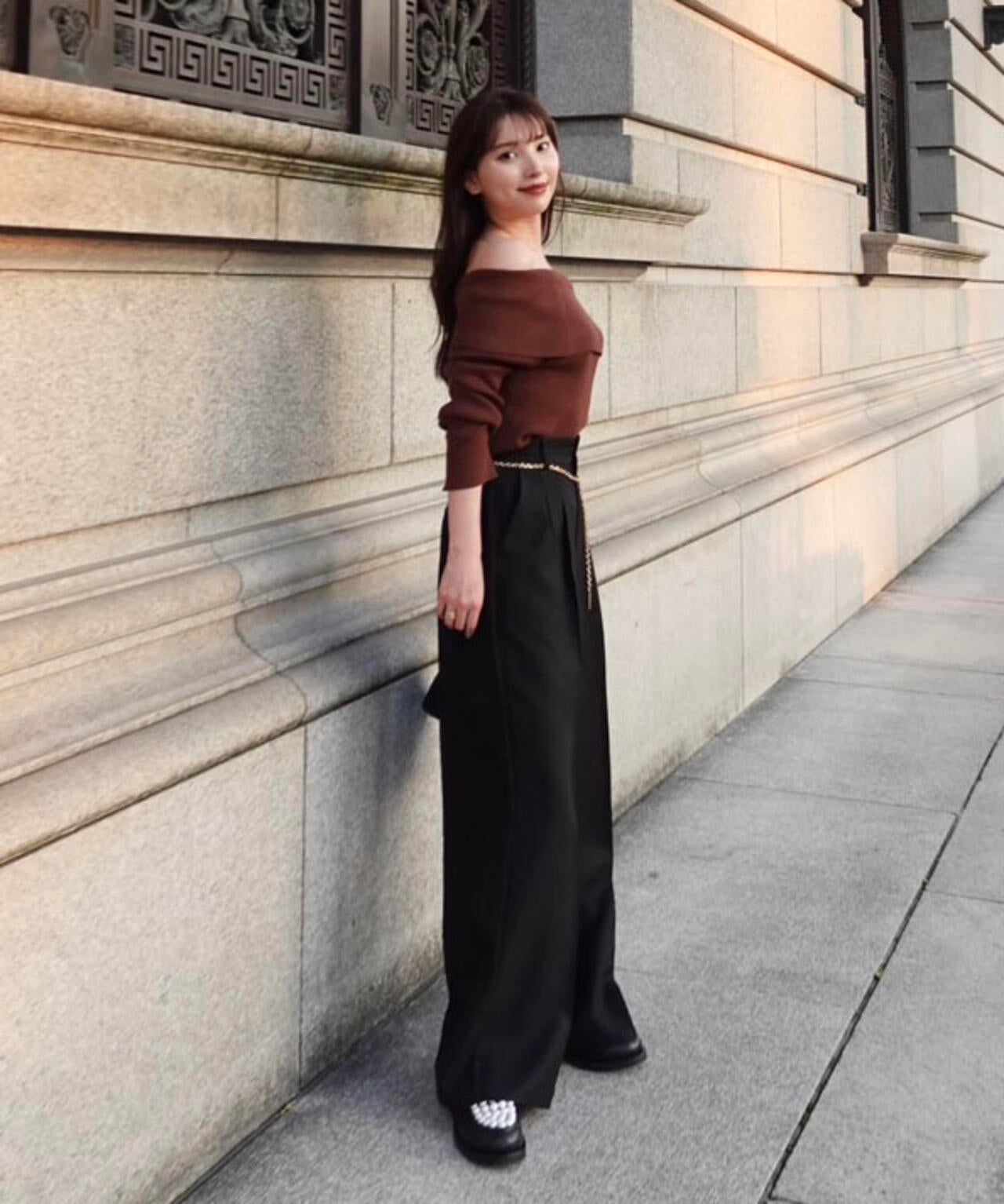 <谷川菜奈さん着用>オフショルリブニット