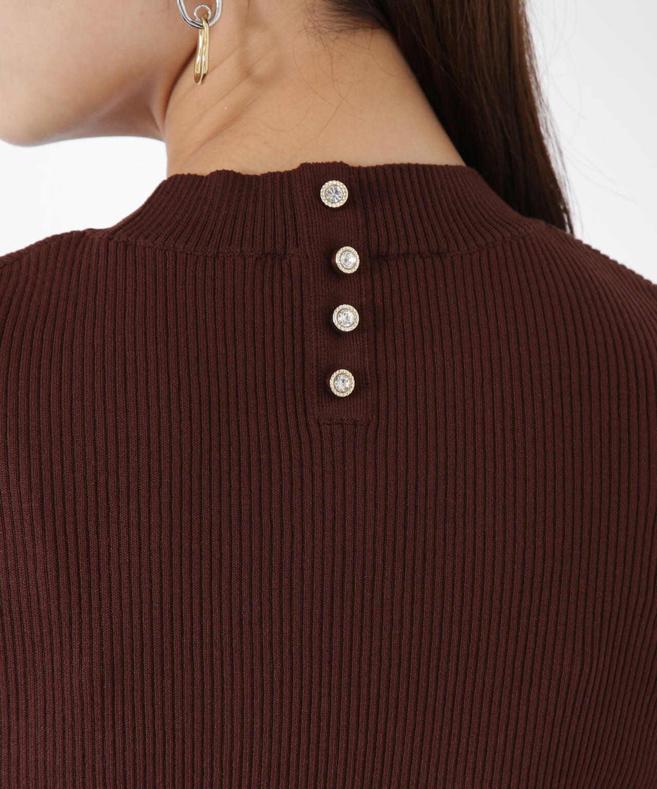 ボトルネックリブニット