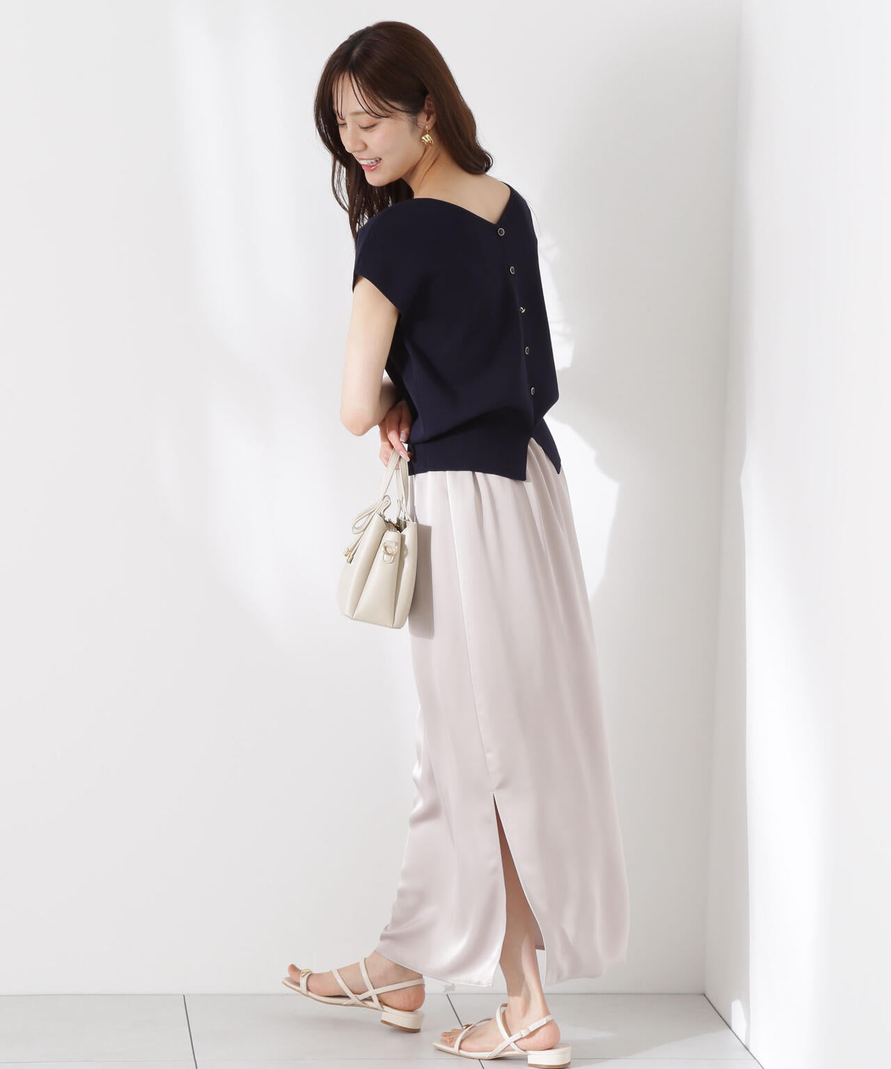 前後2way総針ニット