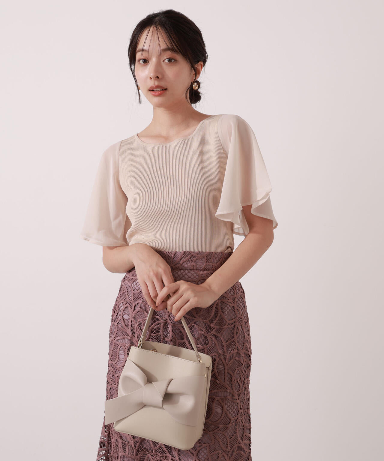 シアーフレアスリーブリブニット