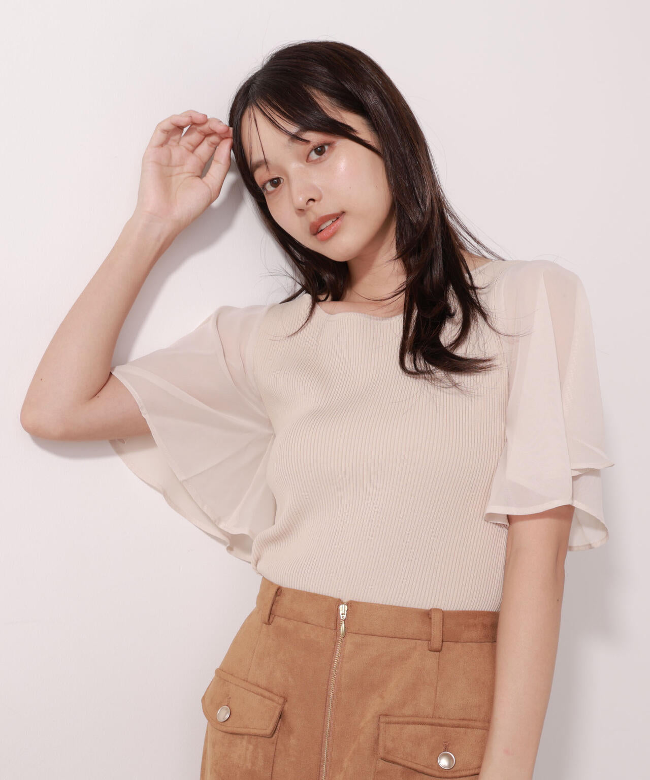 シアーフレアスリーブリブニット