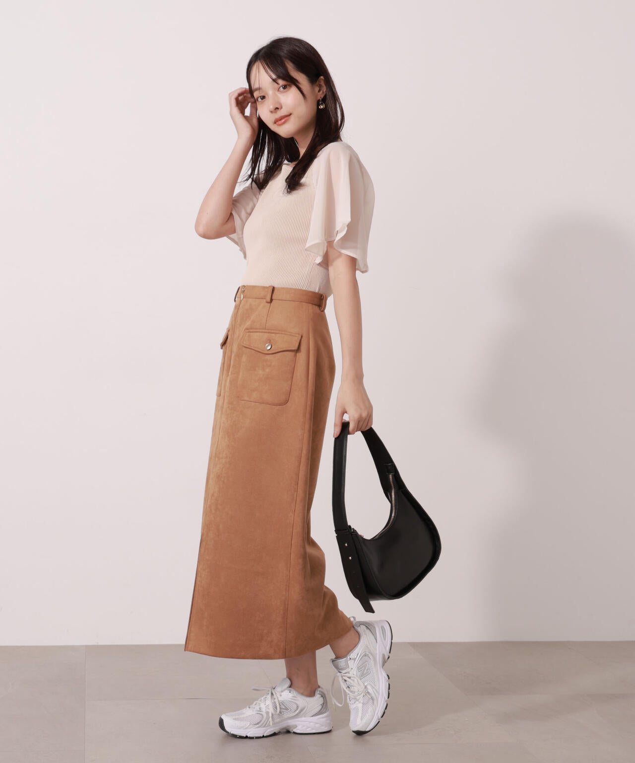 シアーフレアスリーブリブニット