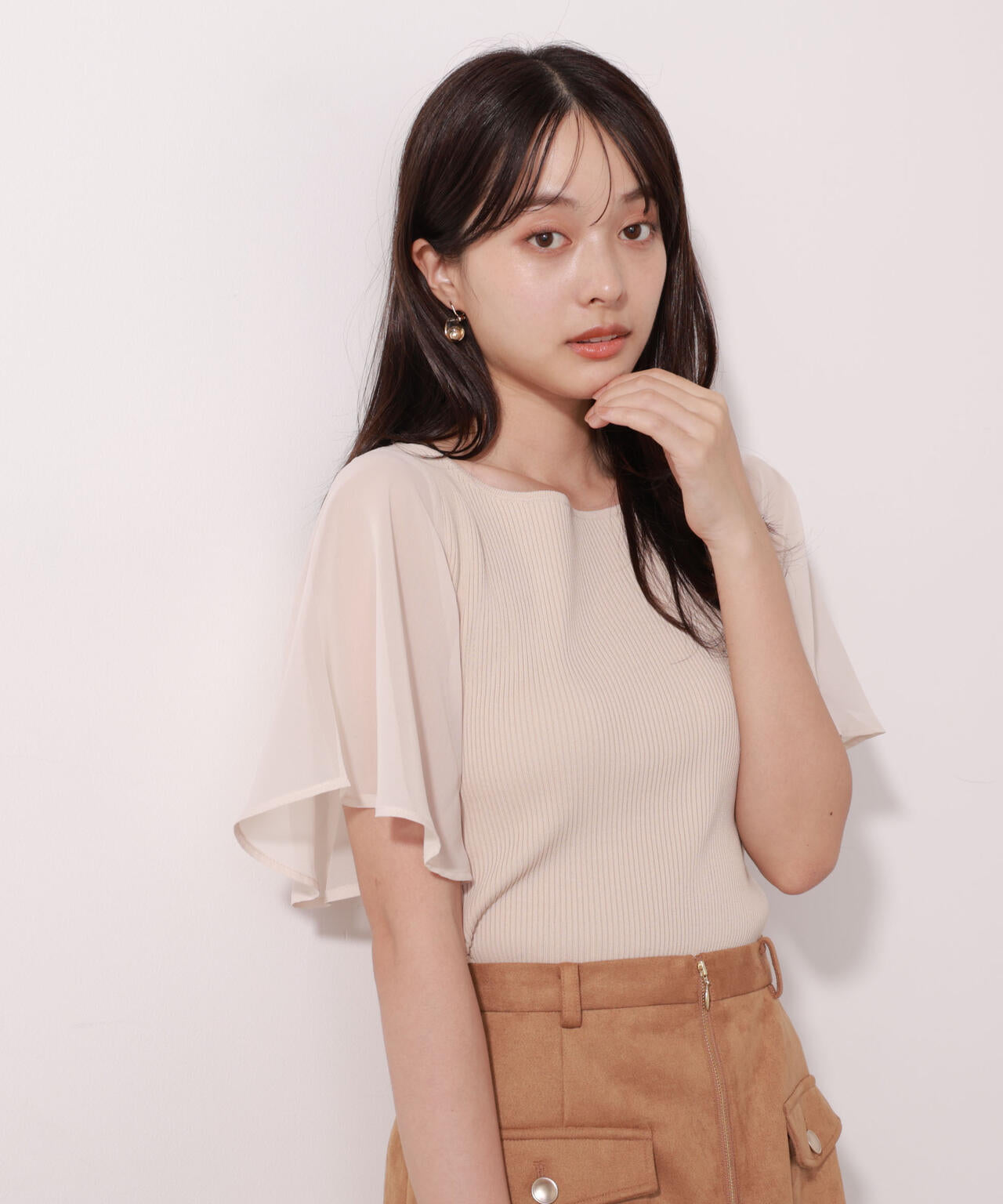 シアーフレアスリーブリブニット