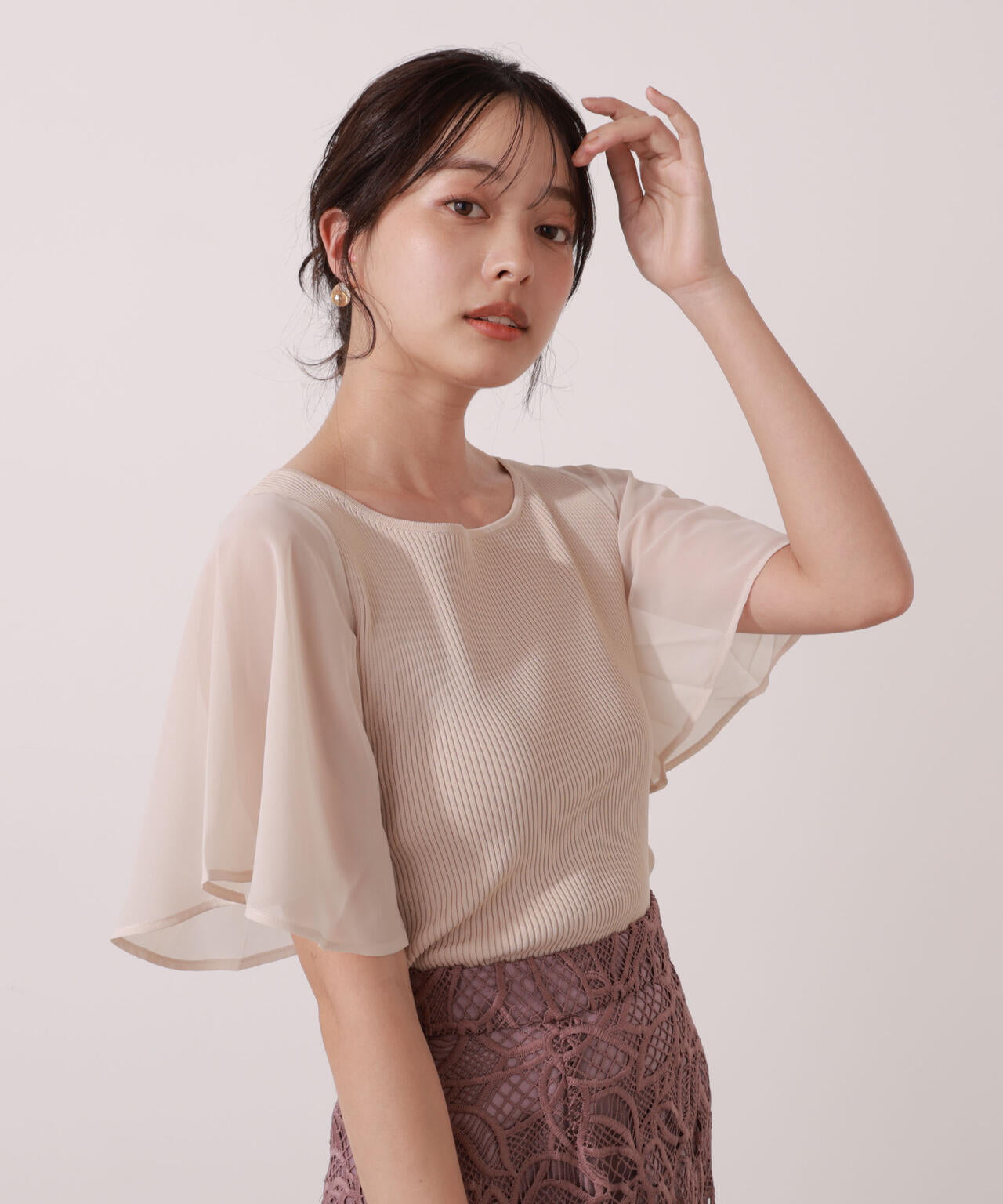 シアーフレアスリーブリブニット