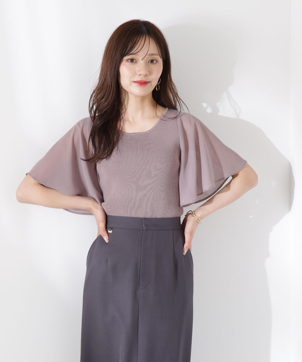 シアーフレアスリーブリブニット