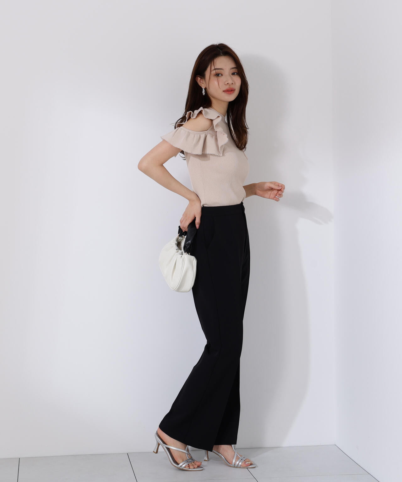 デザインスリーブニット