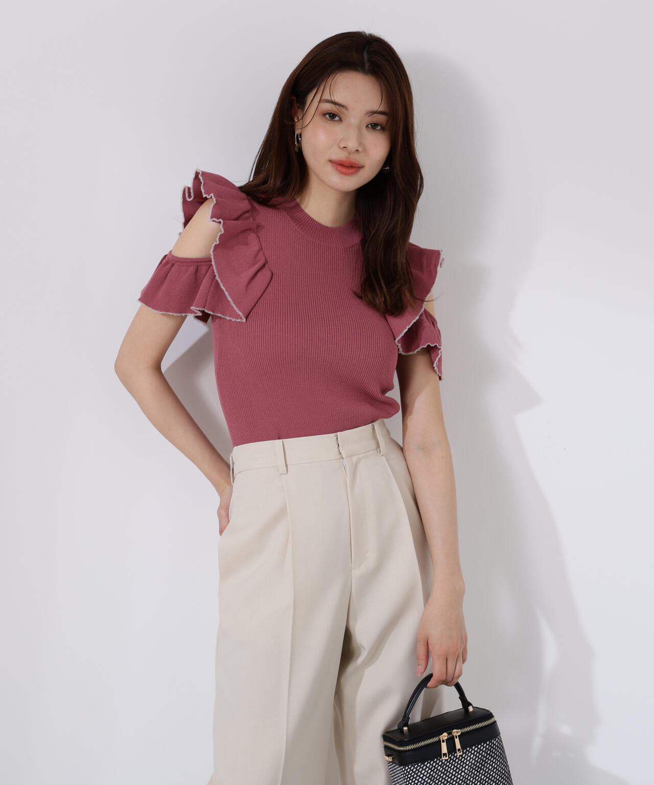 デザインスリーブニット