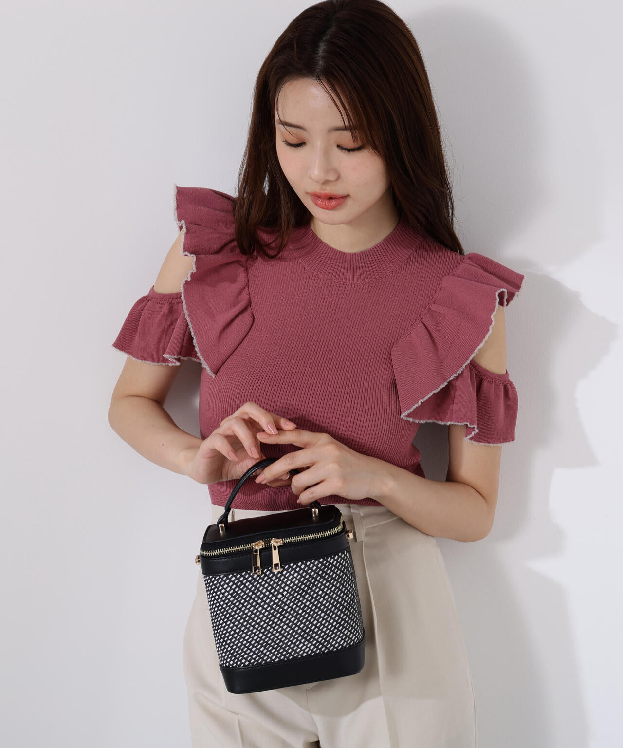 デザインスリーブニット