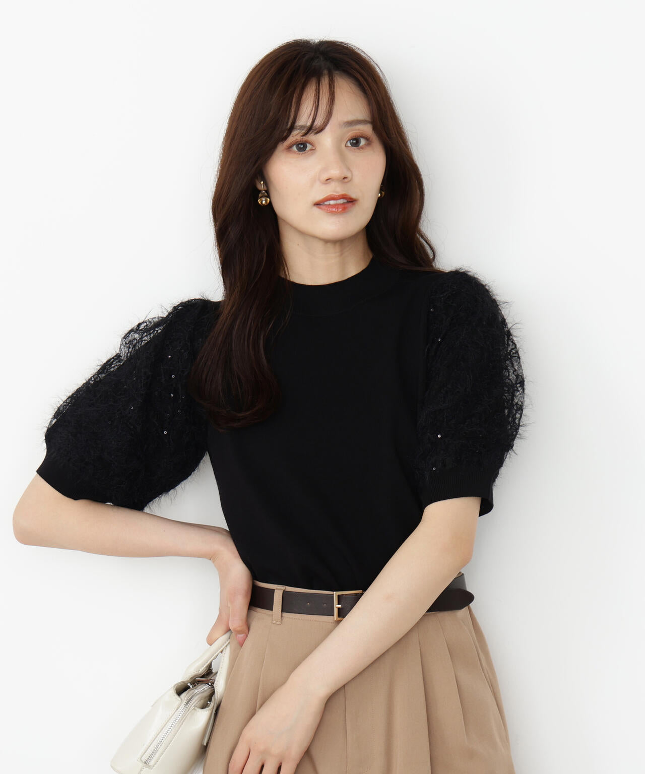 レースドッキングスリーブニット【ベージュ:official site限定】