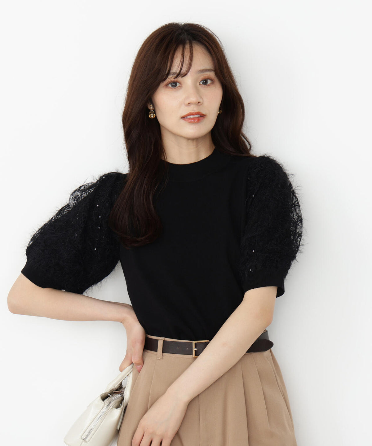 レースドッキングスリーブニット【ベージュ:official site限定】