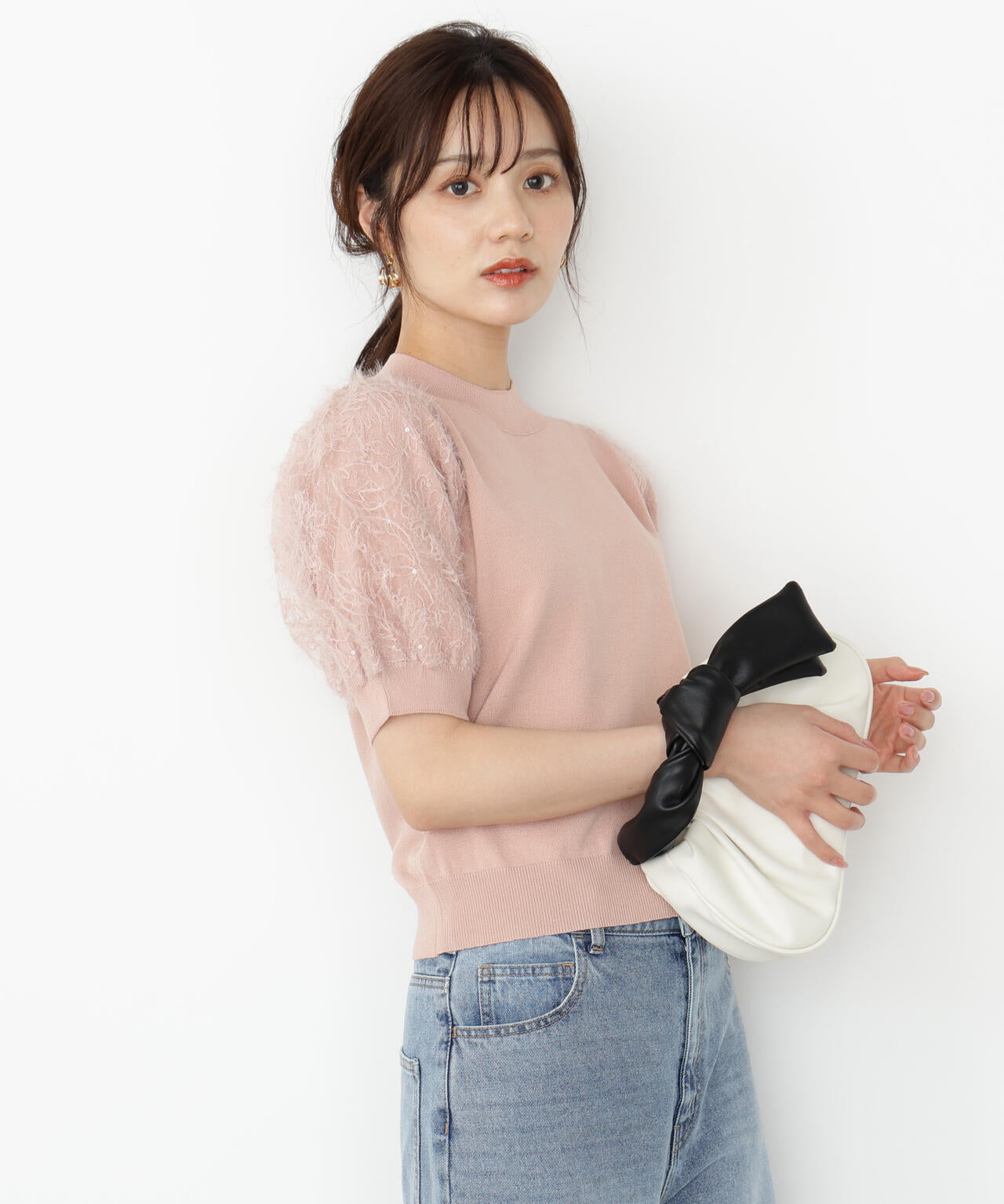 レースドッキングスリーブニット【ベージュ:official site限定】