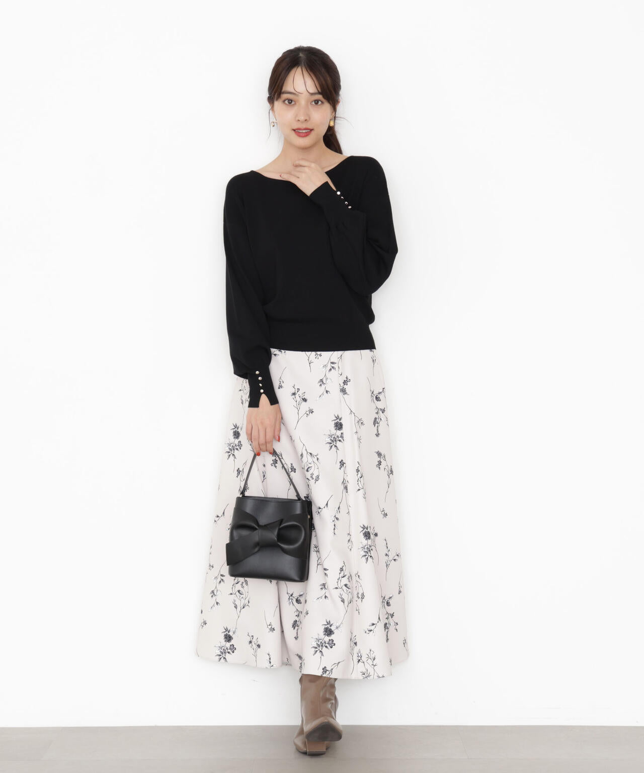 <ハンドウォッシャブル>ハートカット総針ニット