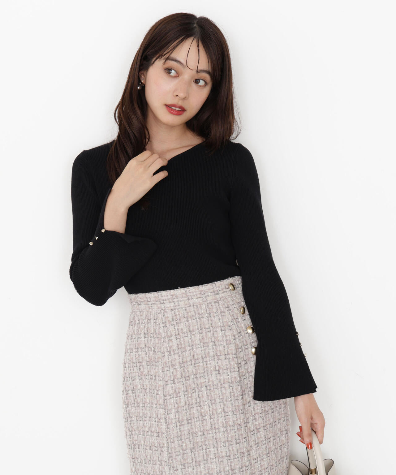 【松川星さん着用】<ハンドウォッシャブル>ハートカットリブニット