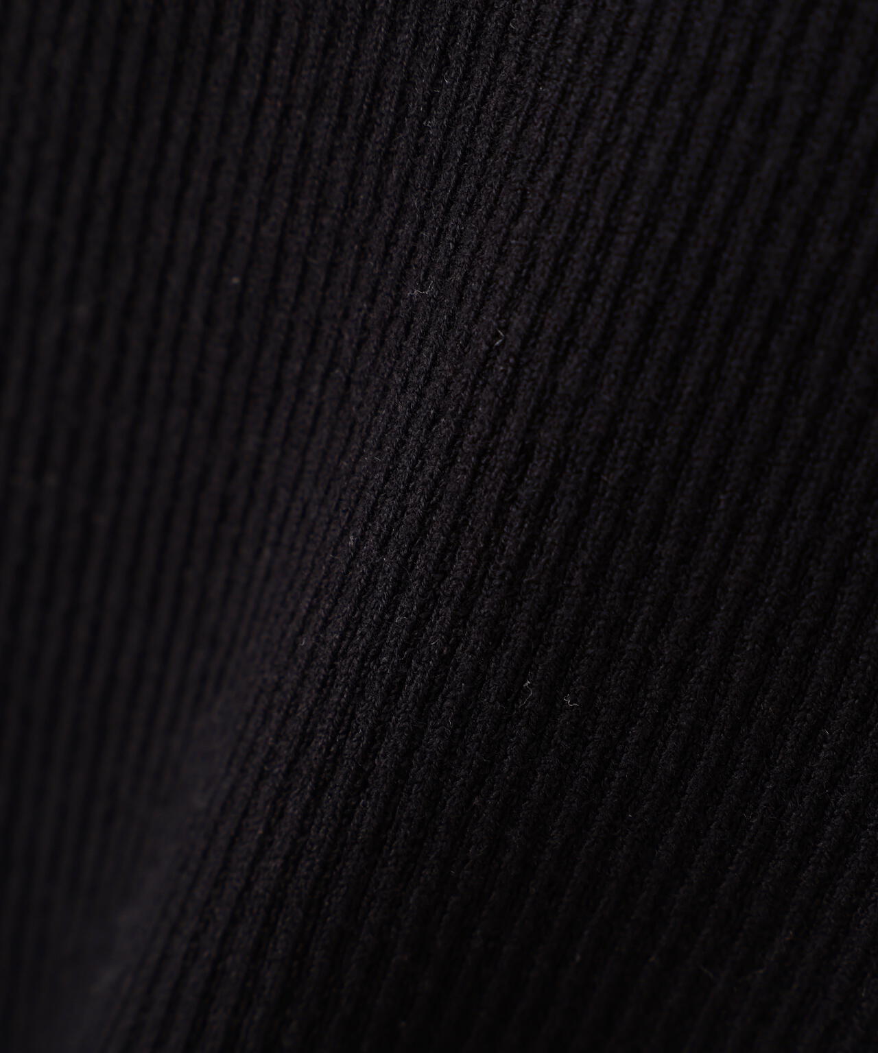 【松川星さん着用】<ハンドウォッシャブル>ハートカットリブニット