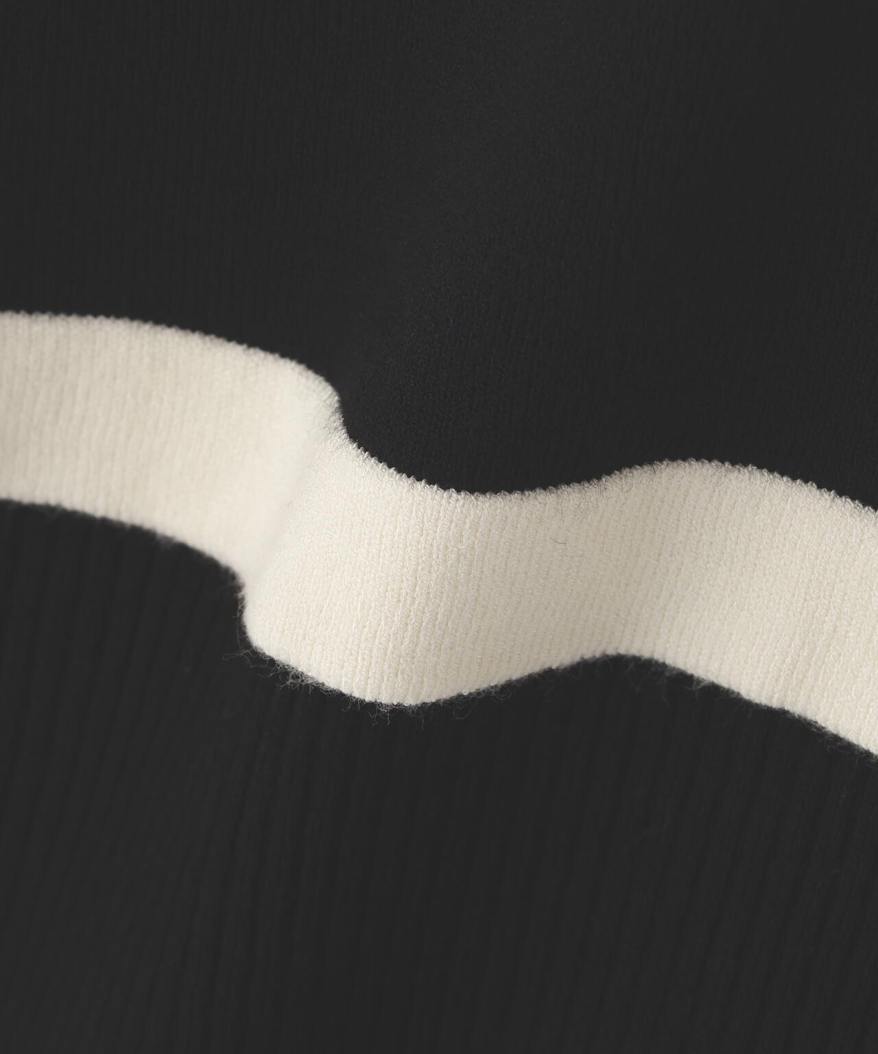 【松川星さん着用】<ハンドウォッシャブル>ニュアンス釦ニットアンサンブル