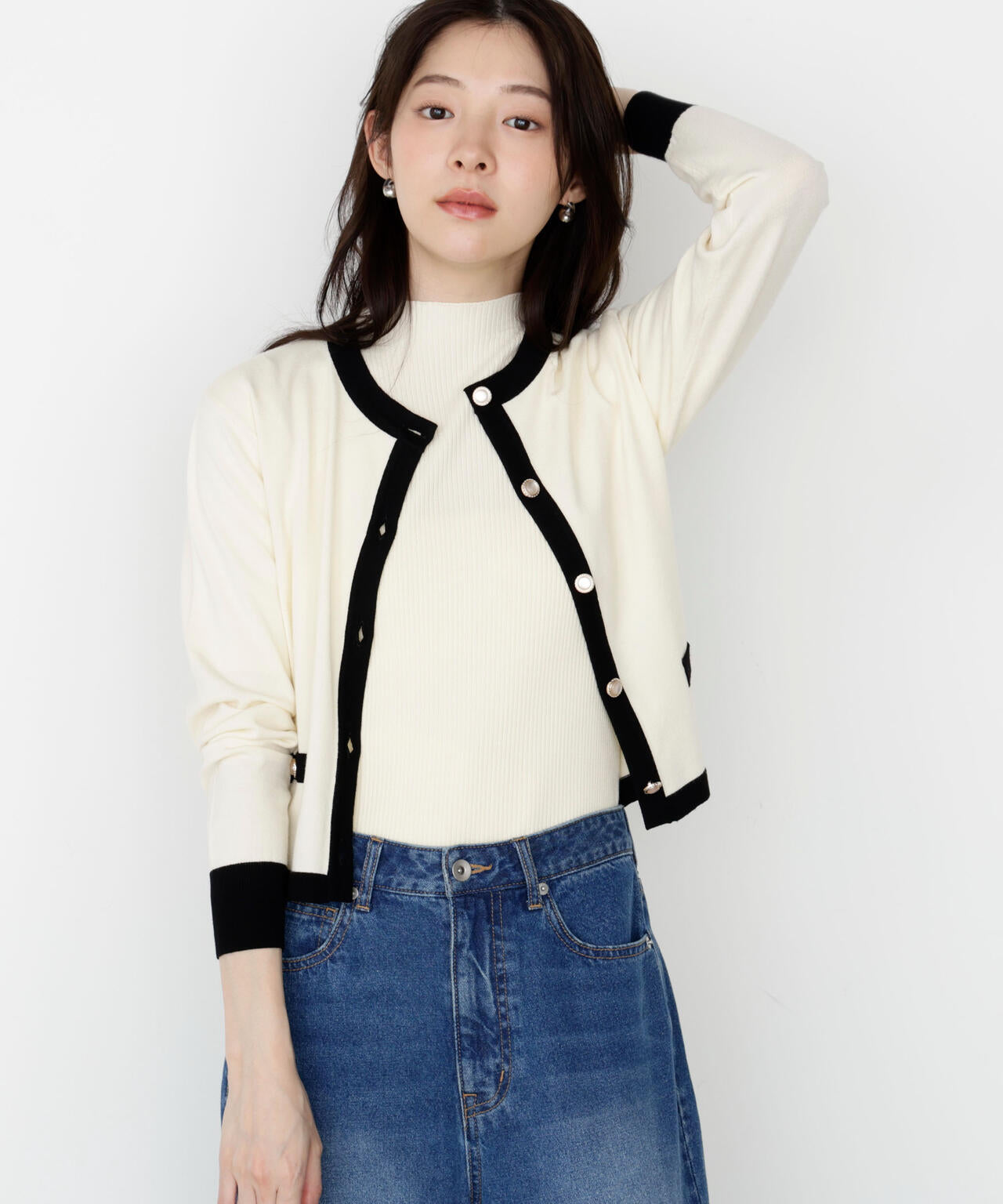 【松川星さん着用】<ハンドウォッシャブル>ニュアンス釦ニットアンサンブル