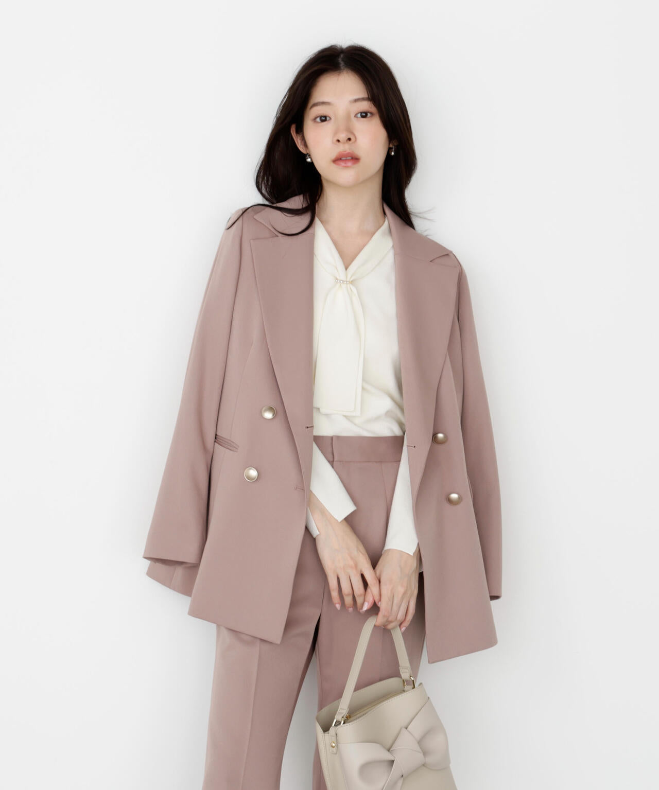 パールリングボウタイニット