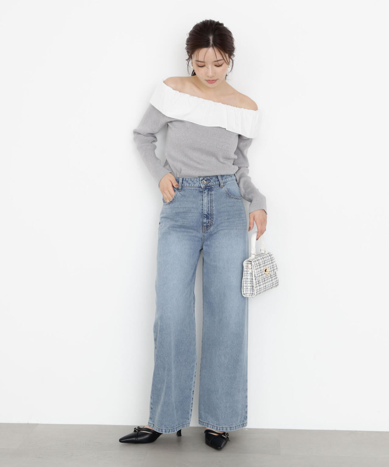 【松川星さん着用】フリルオフショル2wayニット