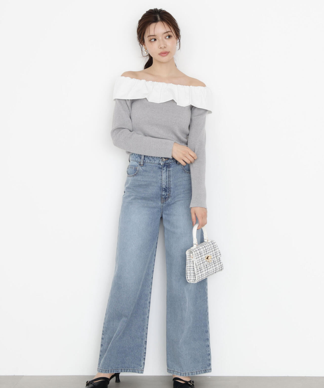 【松川星さん着用】フリルオフショル2wayニット