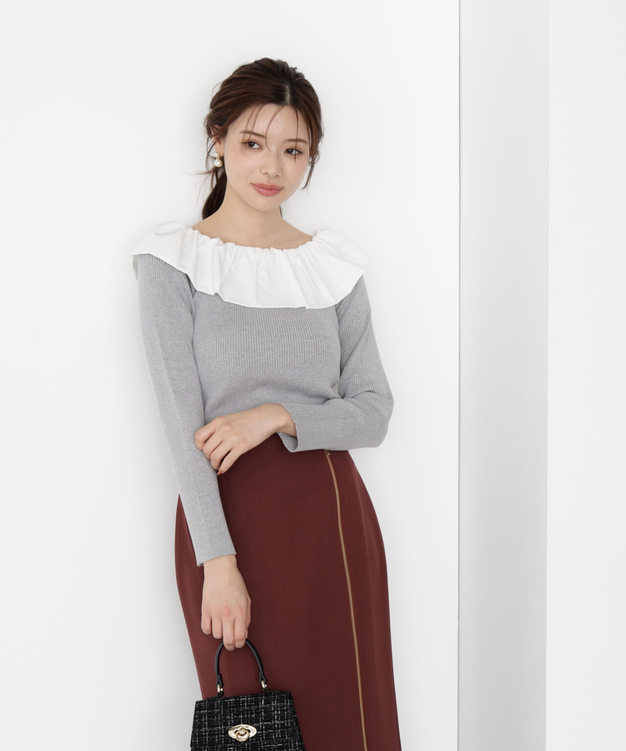 【松川星さん着用】フリルオフショル2wayニット