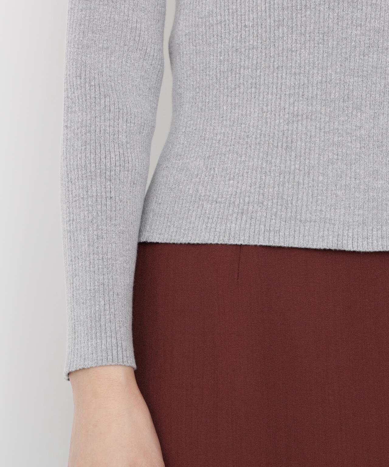 【松川星さん着用】フリルオフショル2wayニット