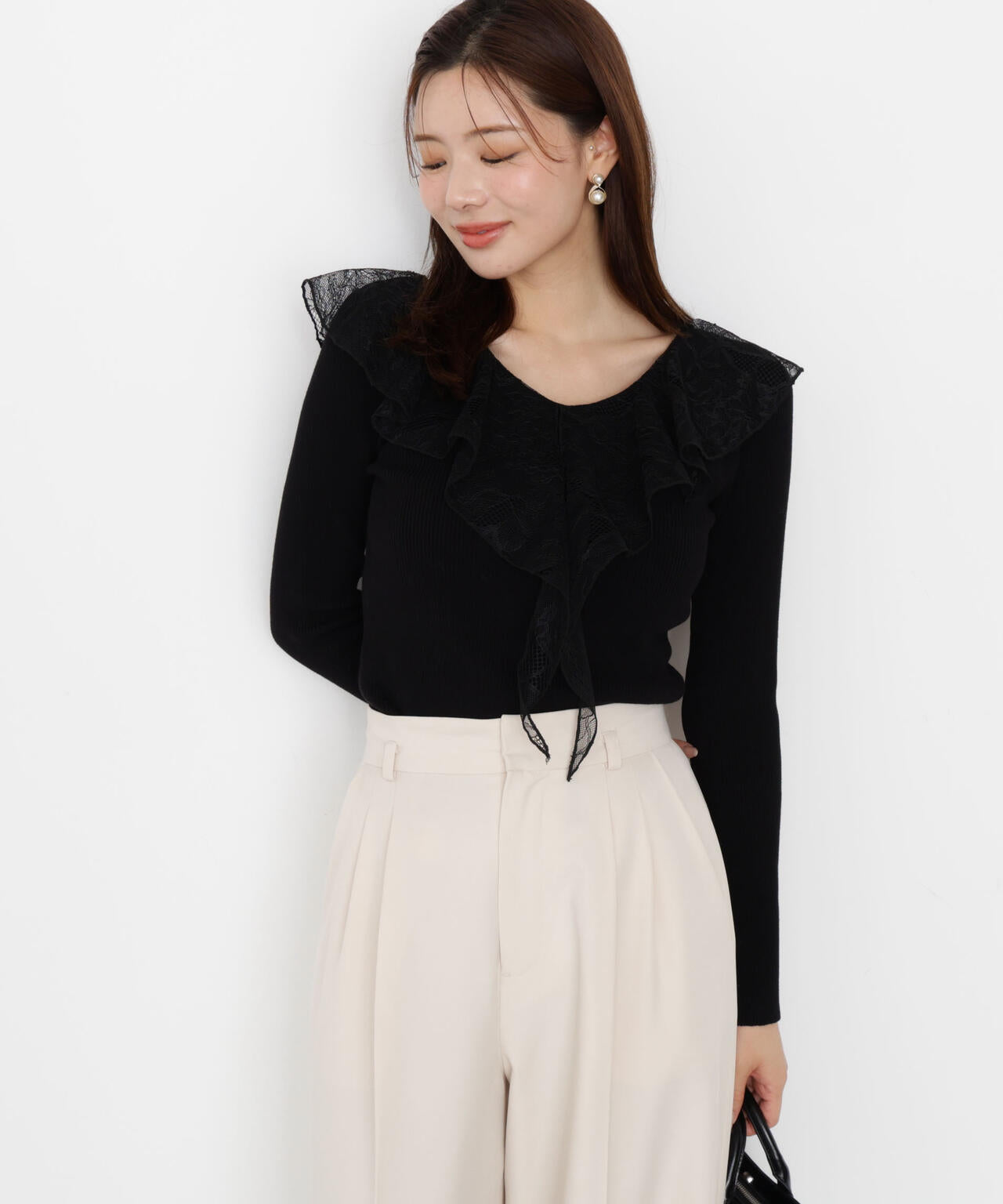 レースフリルニット