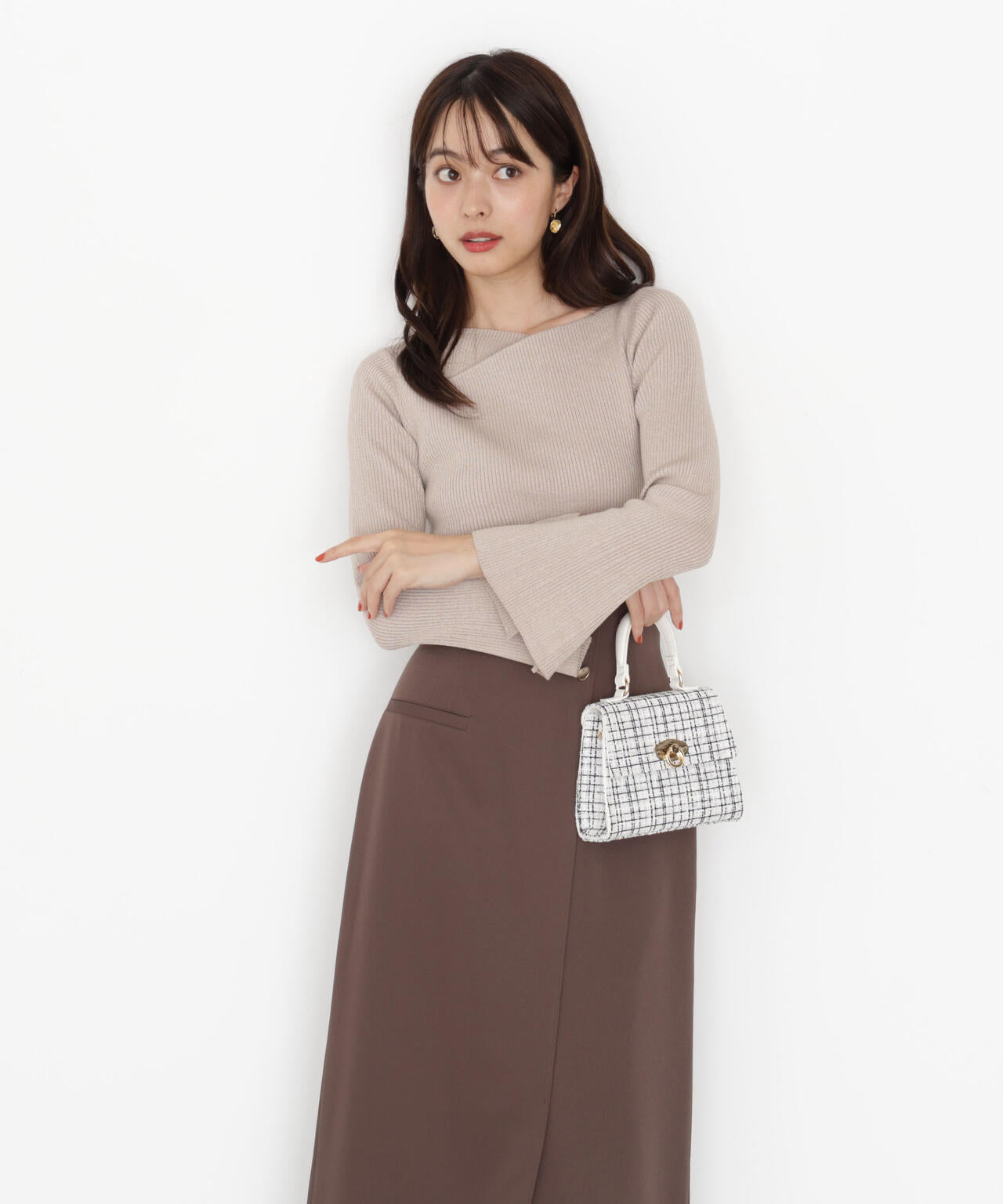 <ハンドウォッシャブル>ニュアンスネックラメリブニット