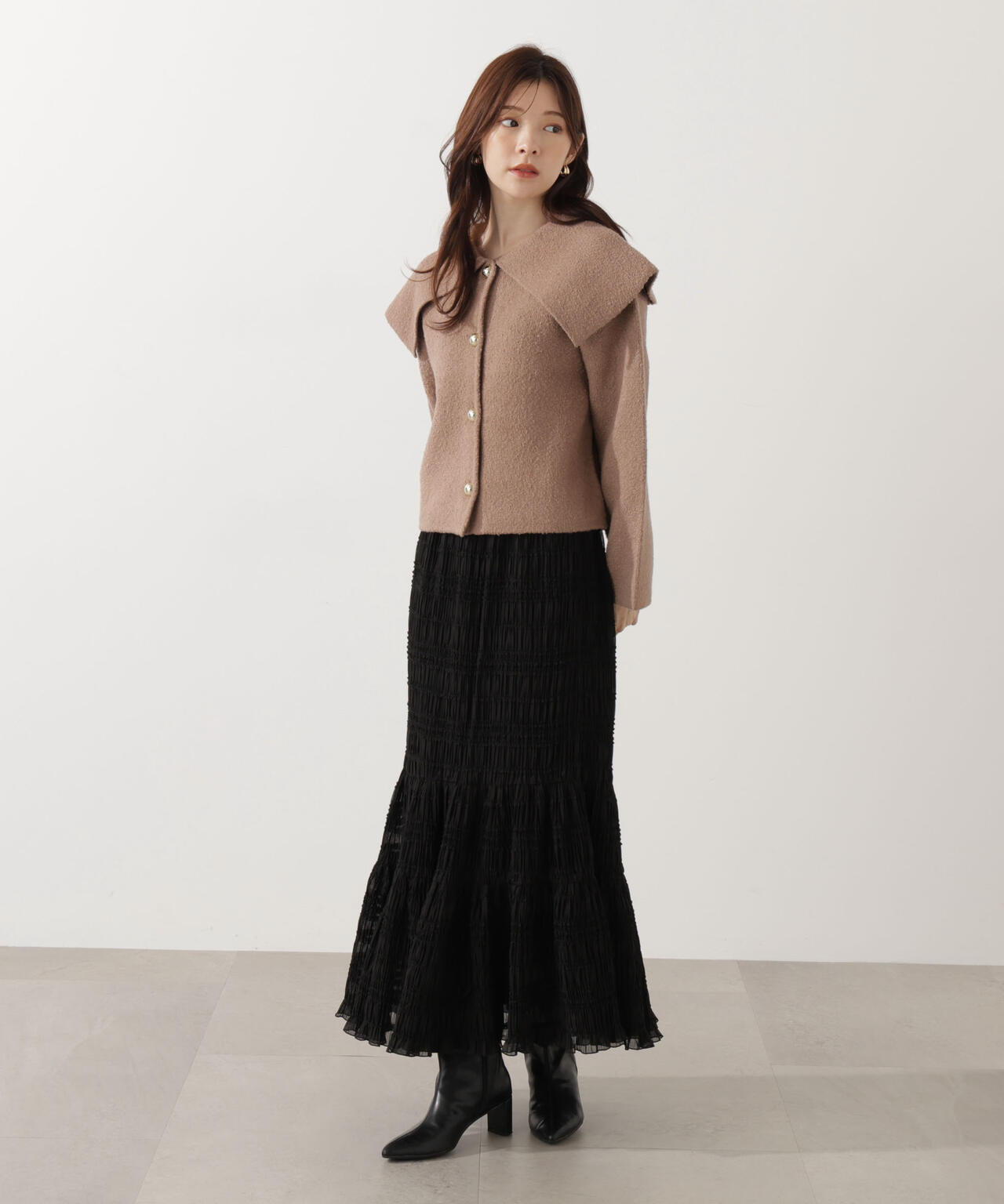 ビッグカラーカーディガン