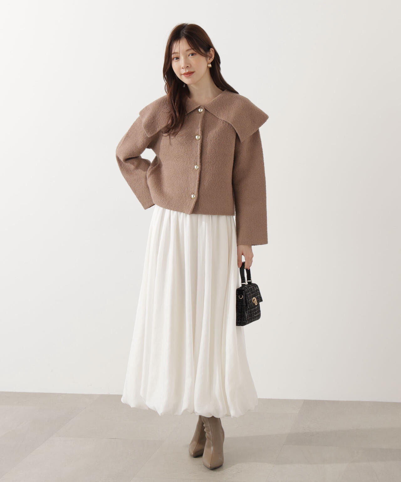 ビッグカラーカーディガン