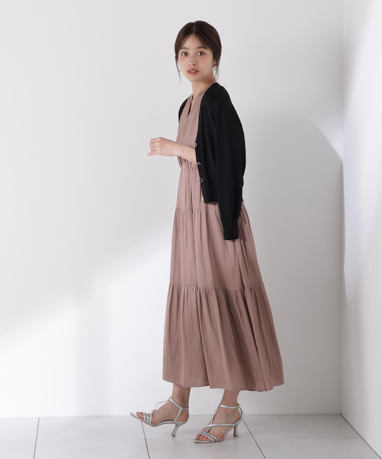 Vネックベーシックカーディガン