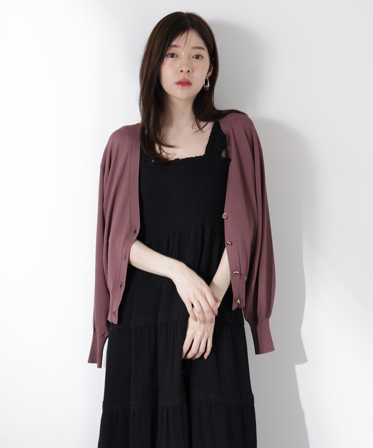 Vネックベーシックカーディガン