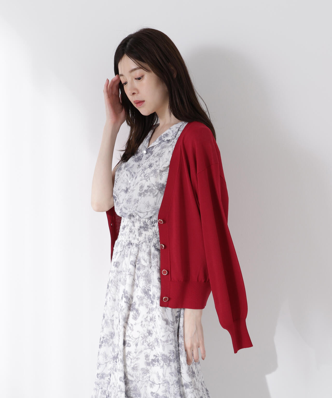 Vネックベーシックカーディガン