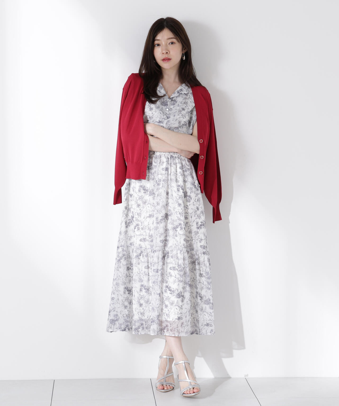 Vネックベーシックカーディガン