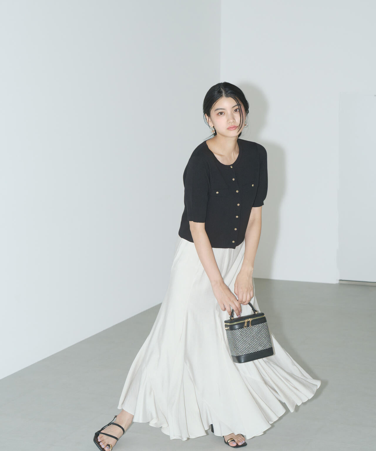 ショート半袖カーディガン