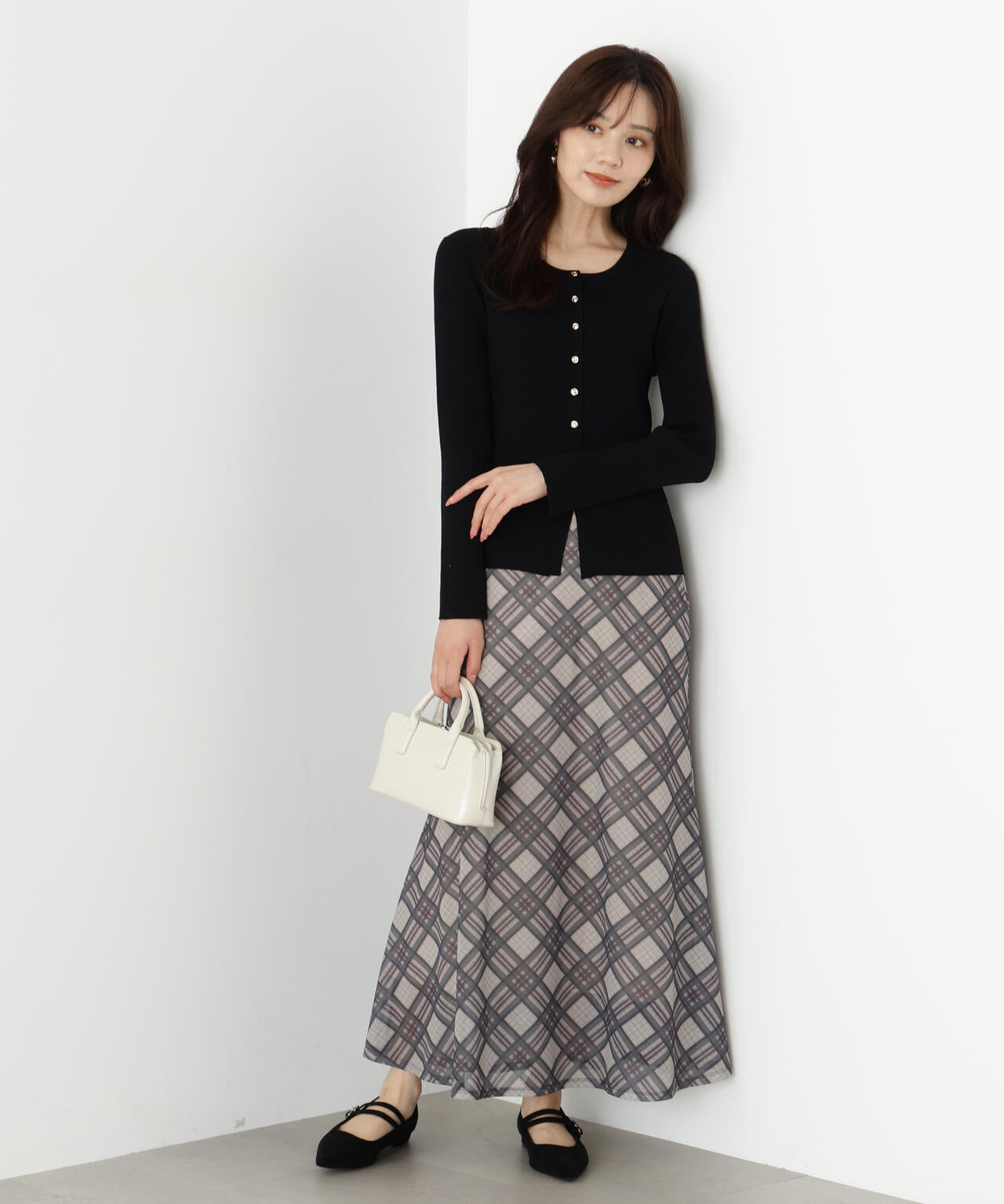 フロント釦カーディガン