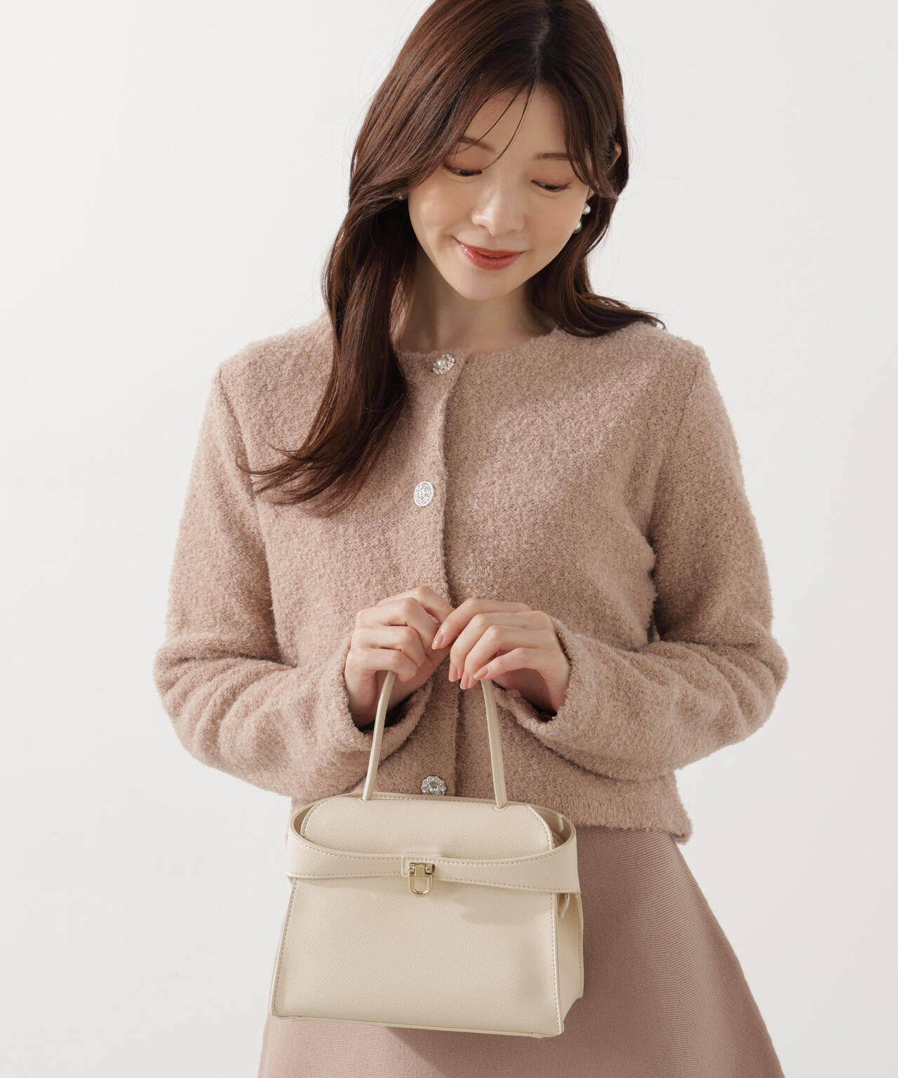 《EDIT COLOGNE》ブークレカーディガン