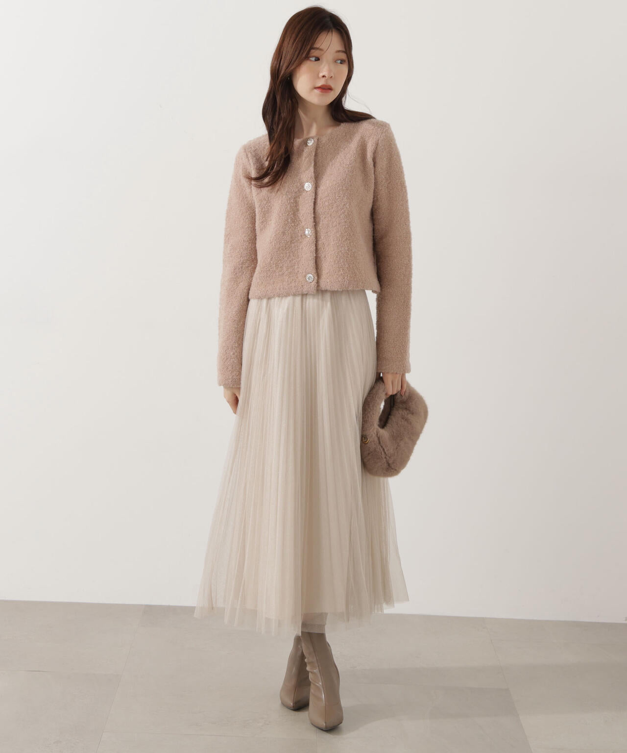 《EDIT COLOGNE》ブークレカーディガン