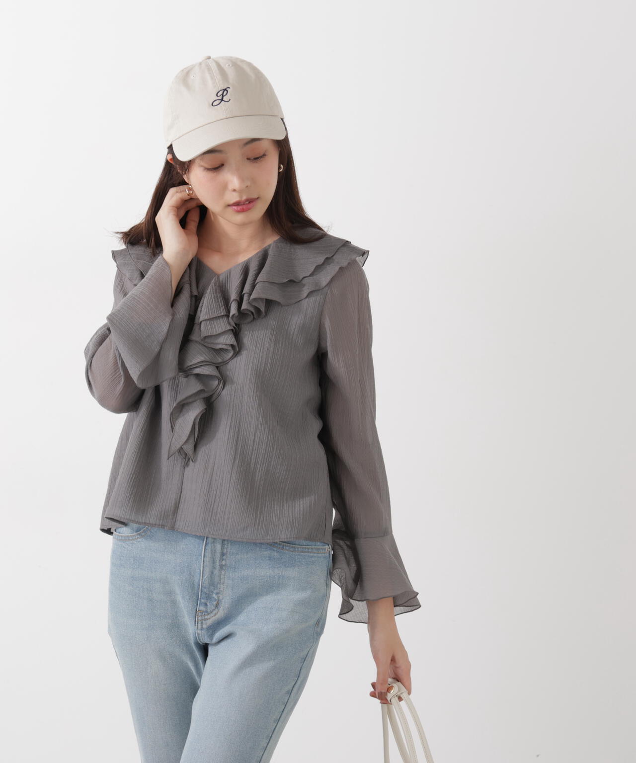 シアー楊柳ラッフルブラウス