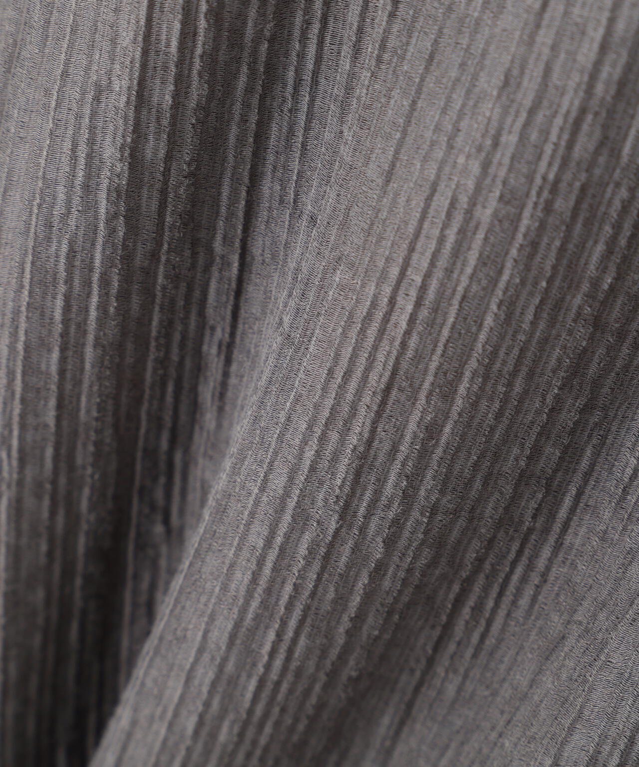 シアー楊柳ラッフルブラウス