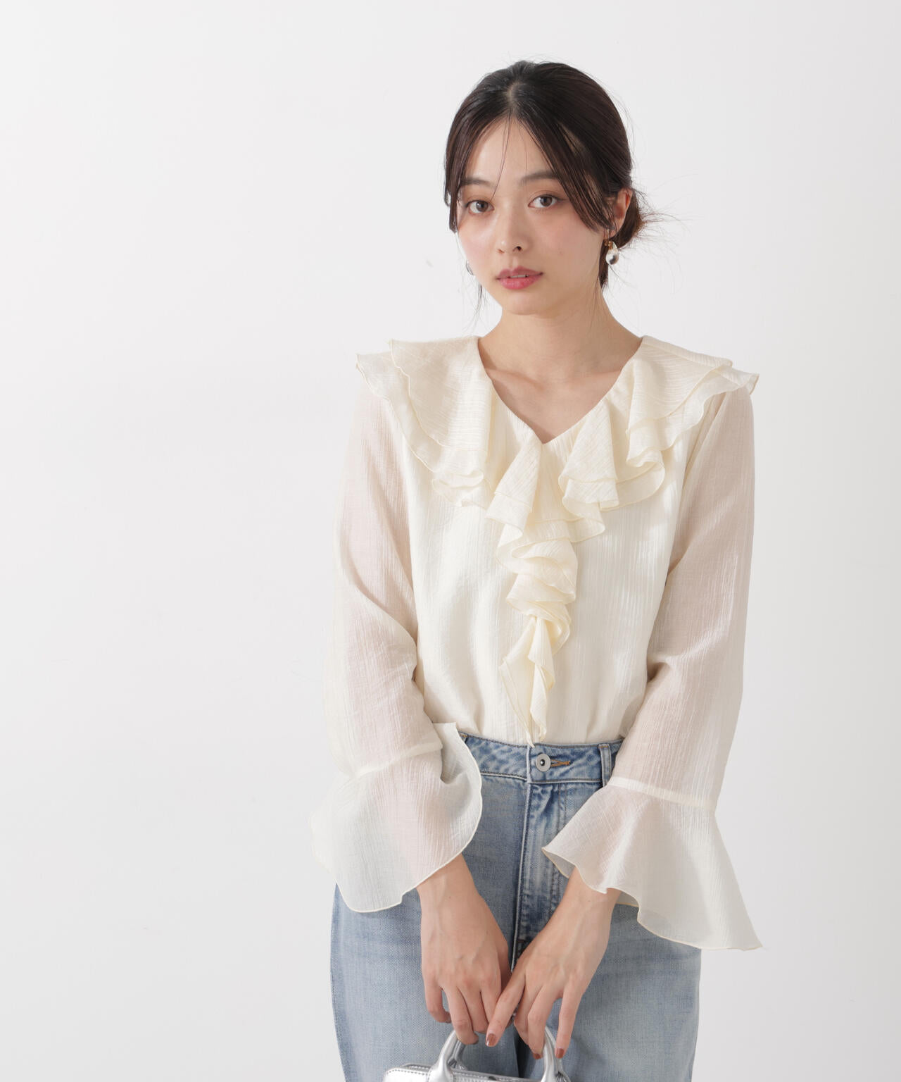 シアー楊柳ラッフルブラウス