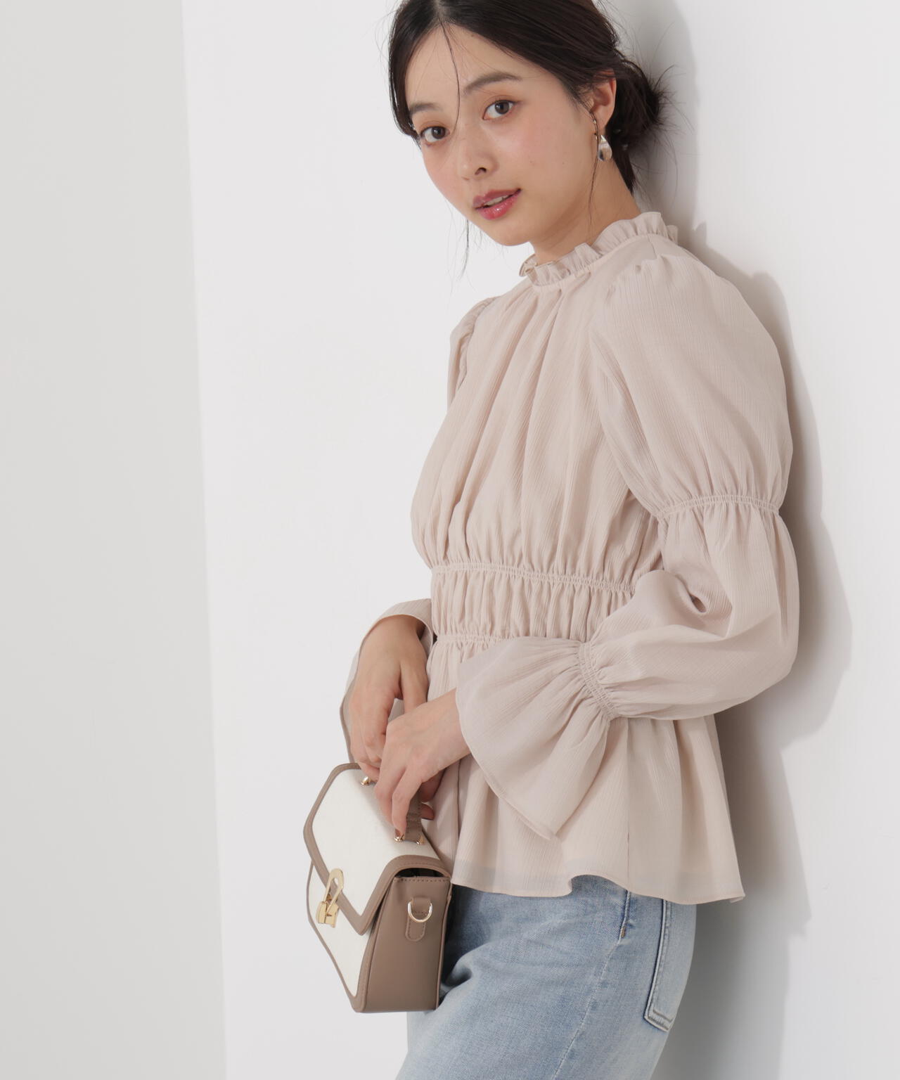 ウエストシャーリングブラウス